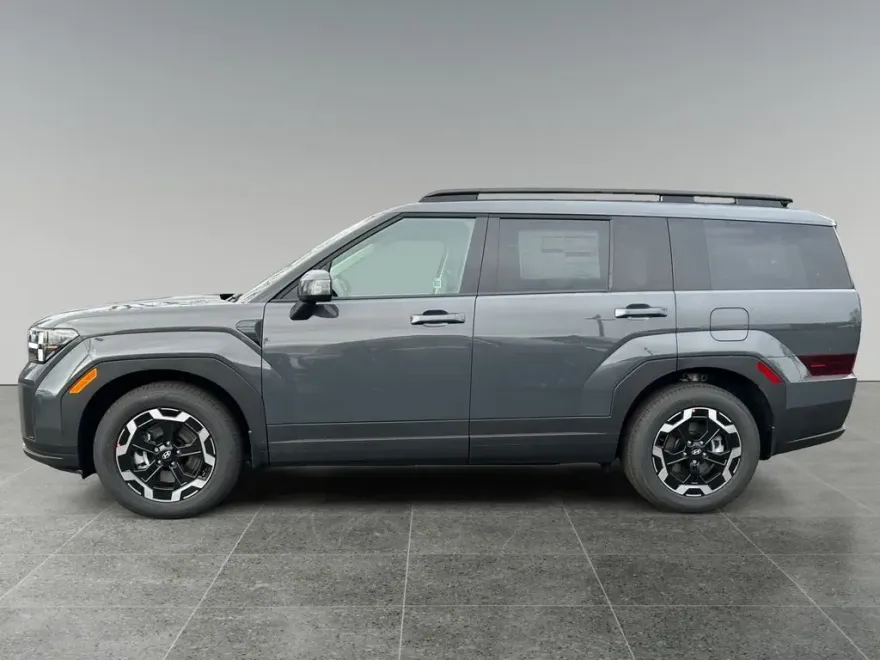 2025 Hyundai Santa Fe SEL photo 1