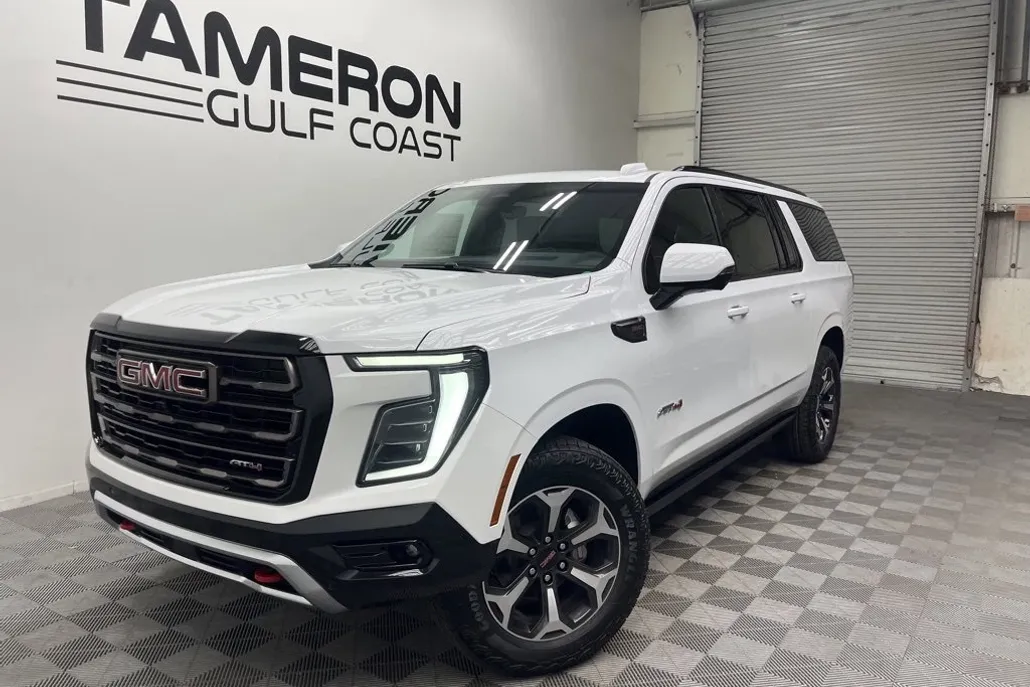2025 Gmc Yukon XL AT4 Ultimate photo 1