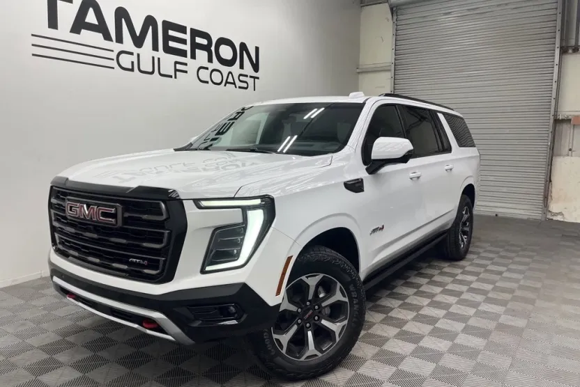 2025 Gmc Yukon XL AT4 Ultimate photo 1