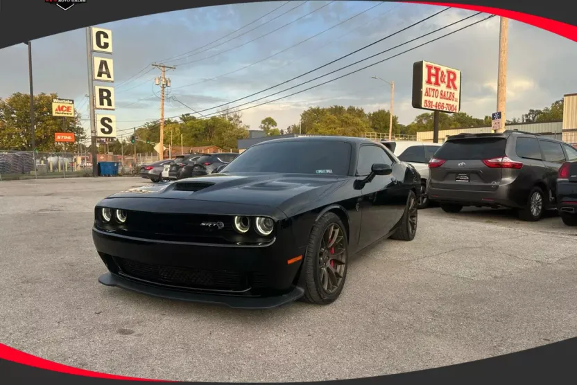 2016 Dodge Challenger SRT8 Hellcat photo 1