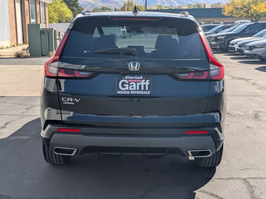 2025 Honda CR-V Hybrid Sport-L photo 1