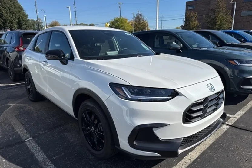 2026 Honda HR-V Sport photo 1