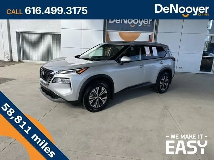 2021 Nissan Rogue SV photo 1