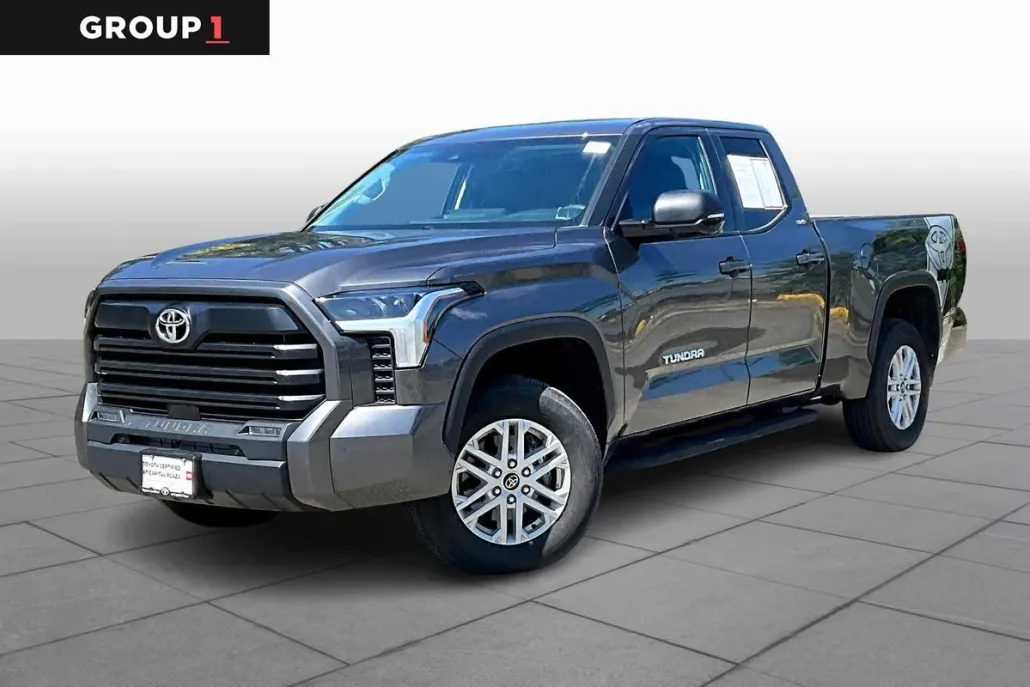 2022 Toyota Tundra SR5 Double Cab photo 1