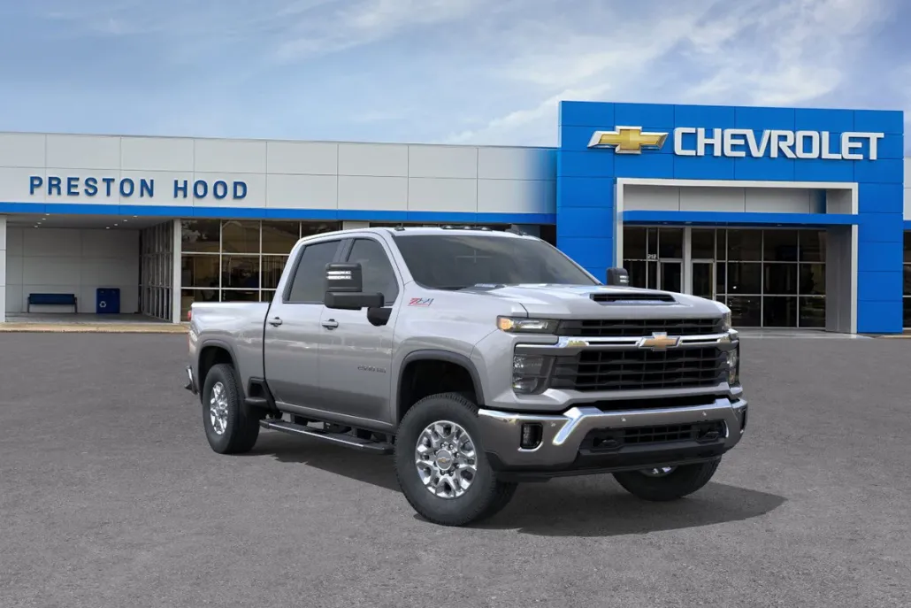 2025 Chevrolet Silverado 2500HD LT photo 1