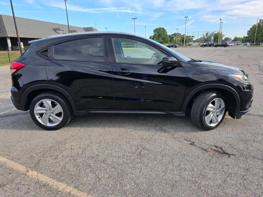 2019 Honda HR-V EX photo 1