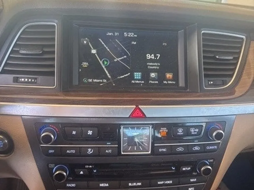 2018 Genesis G80 3.8 photo 4