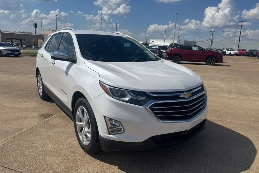 2020 Chevrolet Equinox Premier photo 1