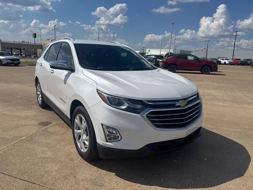 2020 Chevrolet Equinox Premier photo 1