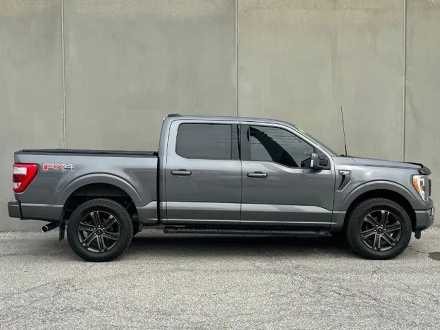 2022 Ford F-150 Lariat photo 1