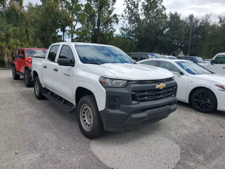 2023 Chevrolet Colorado Work Truck photo 1
