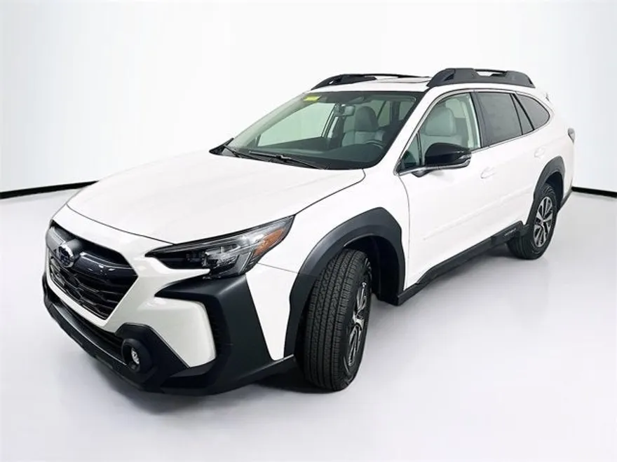 2025 Subaru Outback Premium photo 1