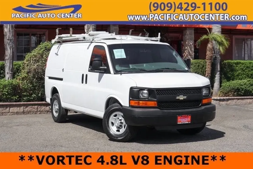 2014 Chevrolet Express 2500 Work Van photo 1