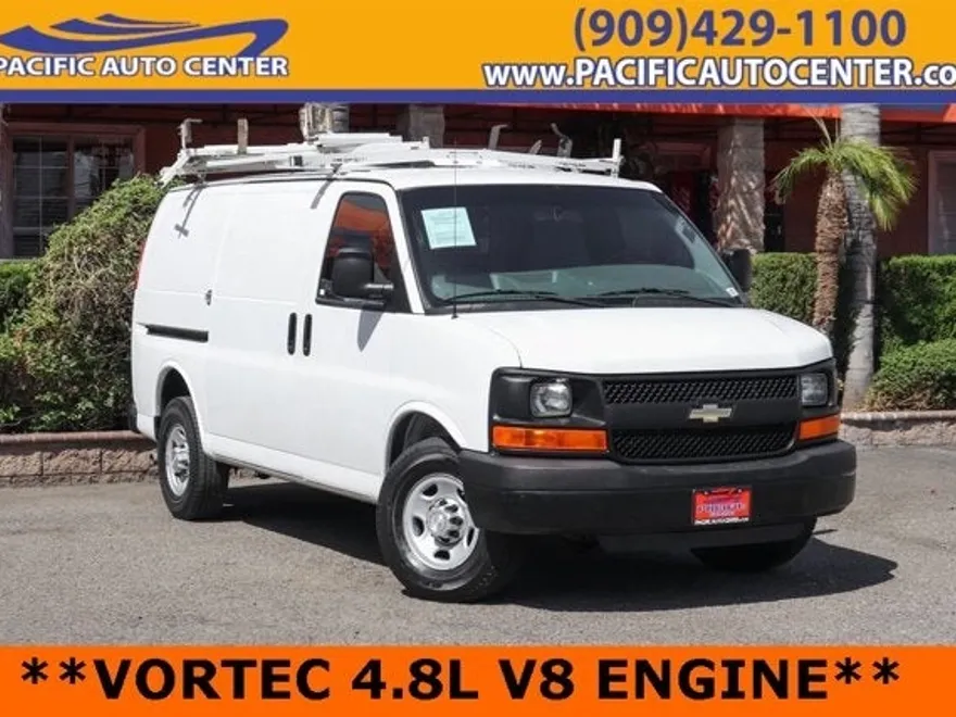 2014 Chevrolet Express 2500 Work Van photo 1