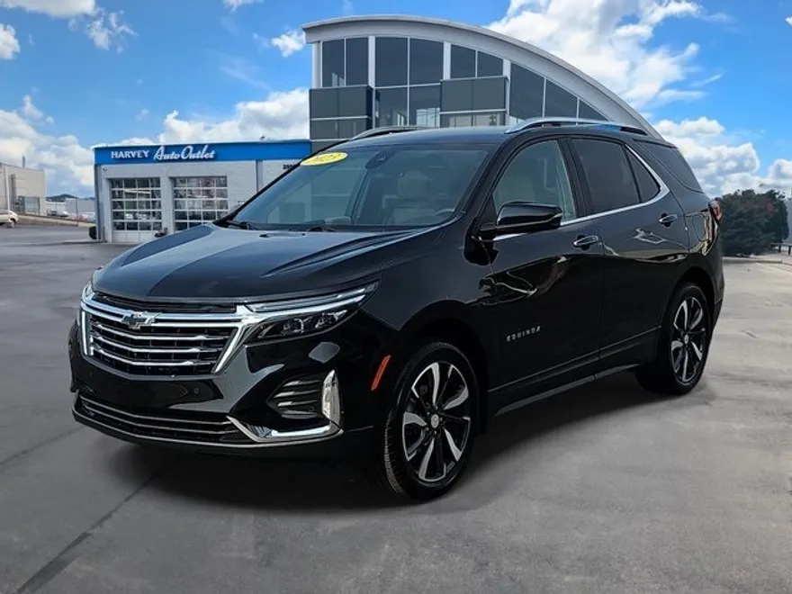 2023 Chevrolet Equinox Premier photo 1