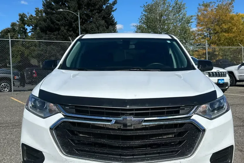 2021 Chevrolet Traverse 1LS photo 1