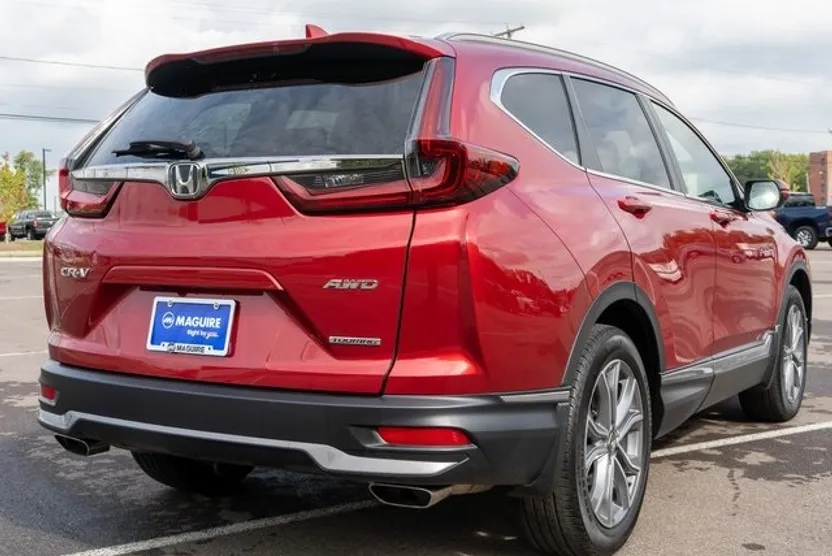 2022 Honda CR-V Touring photo 1