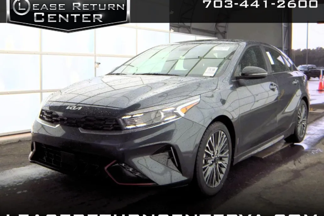 2024 Kia Forte GT-Line photo 1
