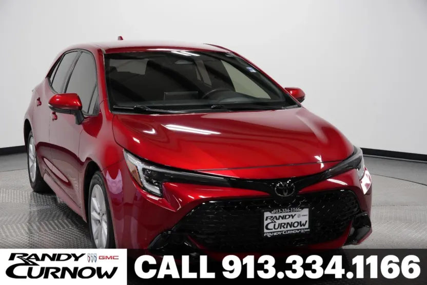 2023 Toyota Corolla SE photo 1