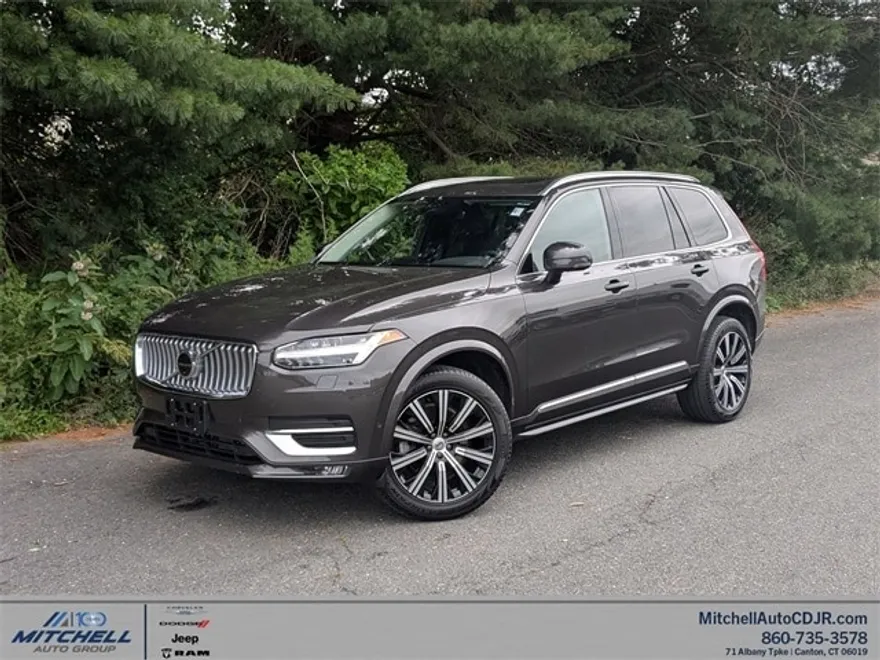 2023 Volvo XC90 Plus photo 1