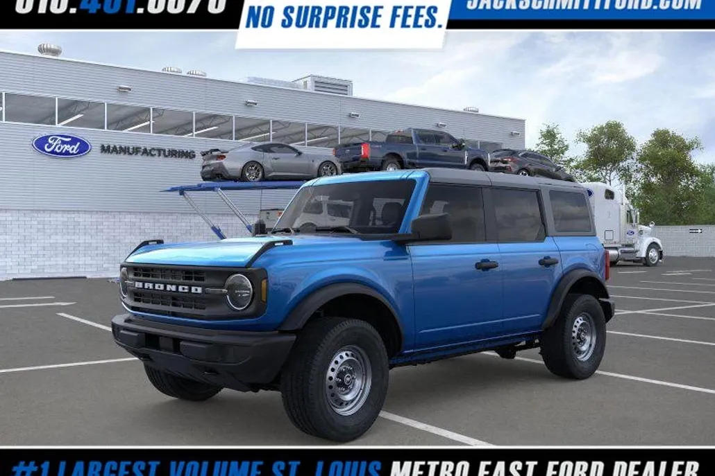 2025 Ford Bronco Base photo 1