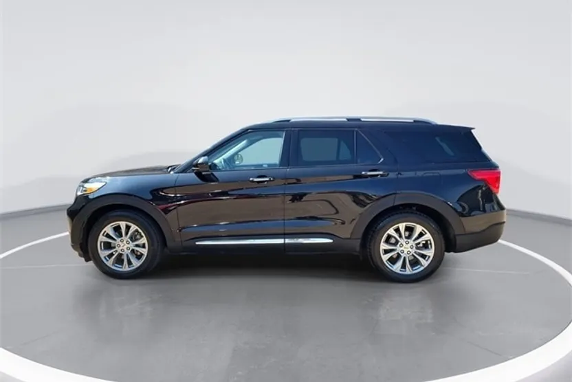 2024 Ford Explorer Limited photo 1