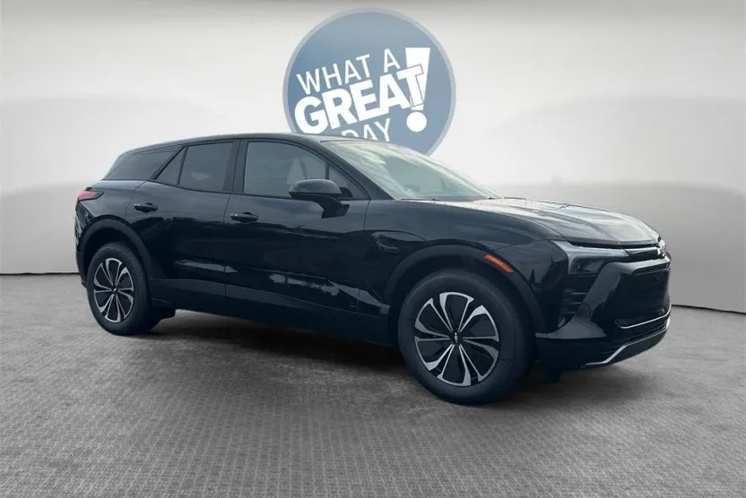 2025 Chevrolet Blazer EV photo 1