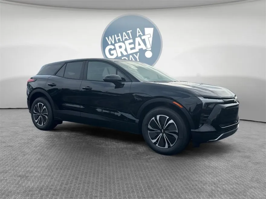 2025 Chevrolet Blazer EV photo 1