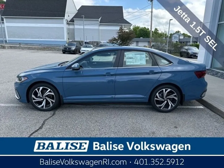 2025 Volkswagen Jetta SEL photo 1