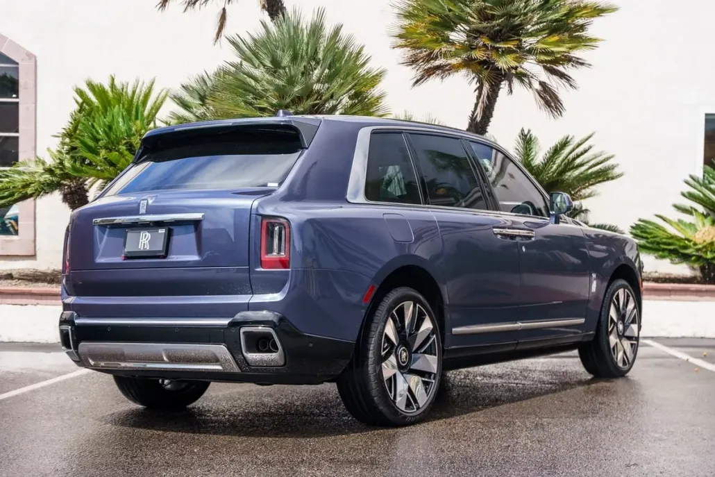 2025 Rolls Royce Cullinan RR photo 1
