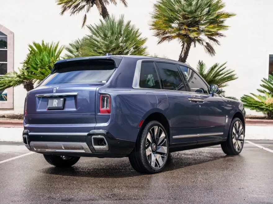 2025 Rolls Royce Cullinan RR photo 1