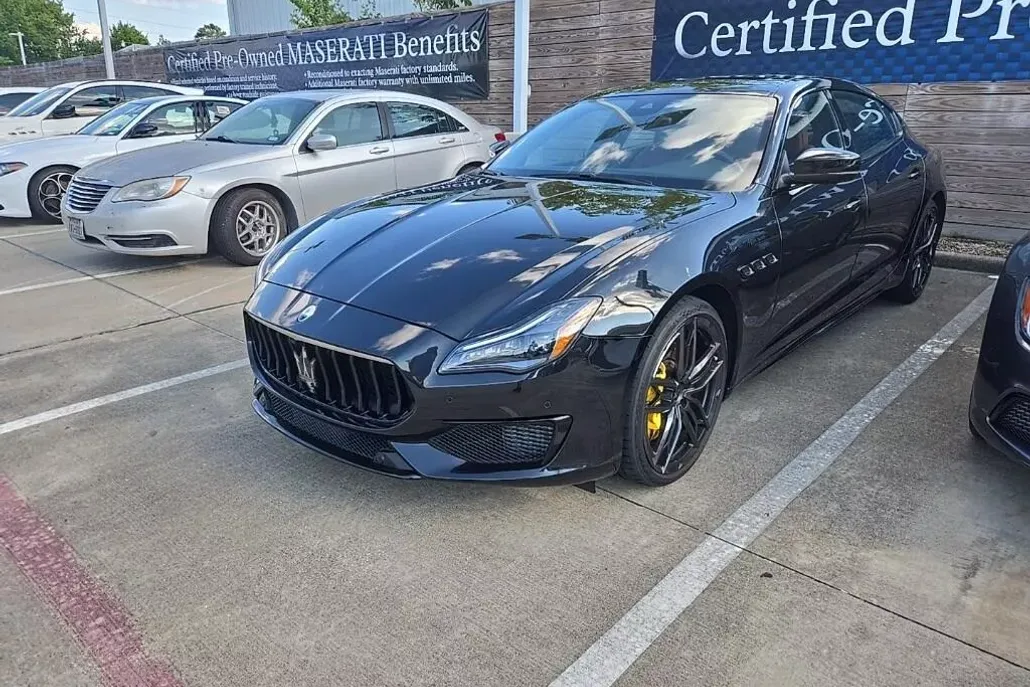 2022 Maserati Quattroporte Modena photo 1
