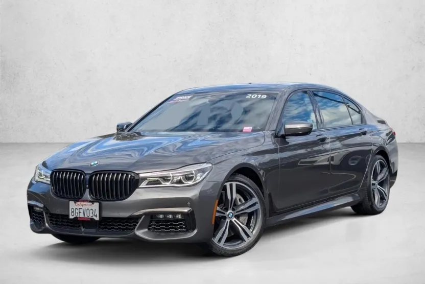 2019 Bmw 750i Sedan photo 1
