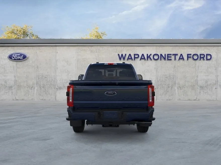 2025 Ford F-250 Lariat photo 1