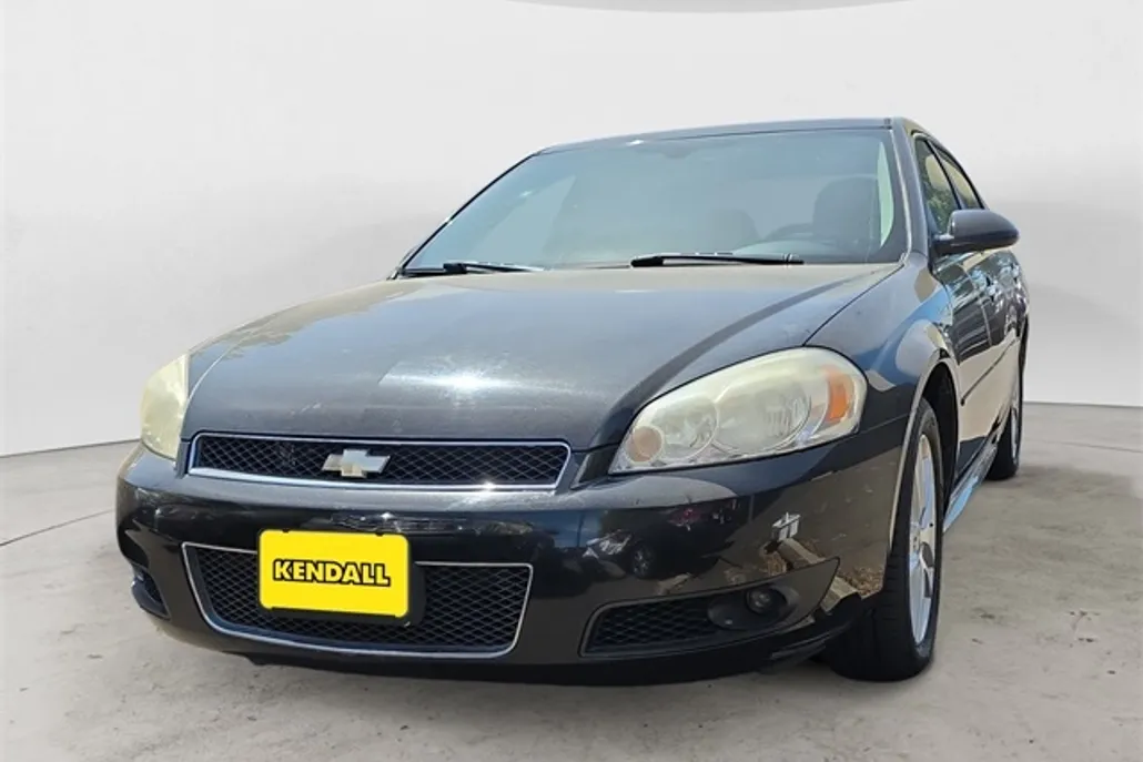 2013 Chevrolet Impala LTZ photo 1