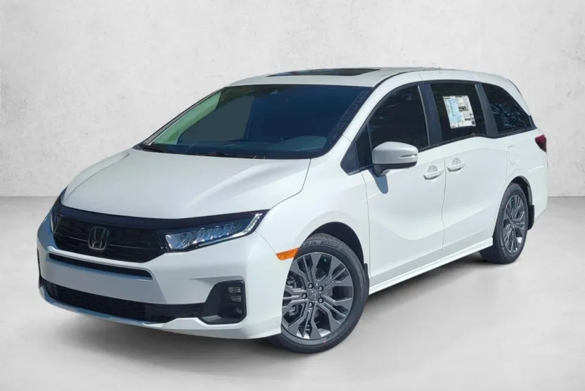 2026 Honda Odyssey Touring photo 1