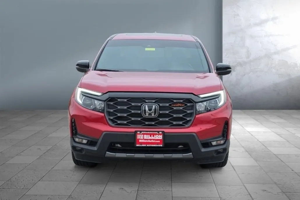 2025 Honda Ridgeline TrailSport photo 1