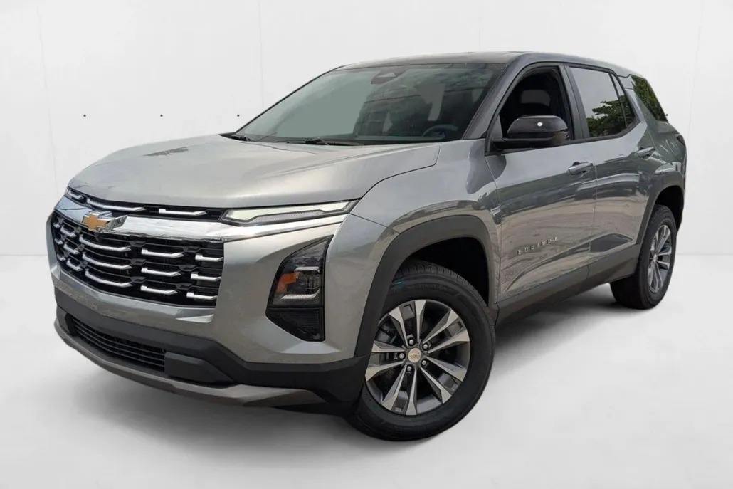 2025 Chevrolet Suburban Premier photo 1