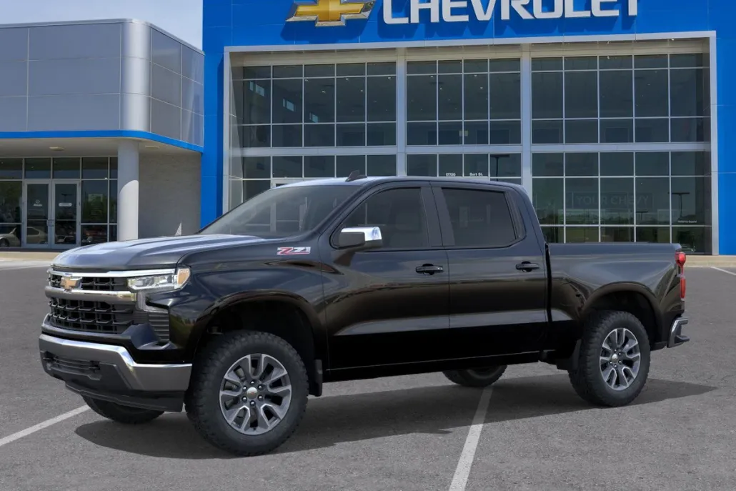 2025 Chevrolet Silverado 1500 LT photo 1