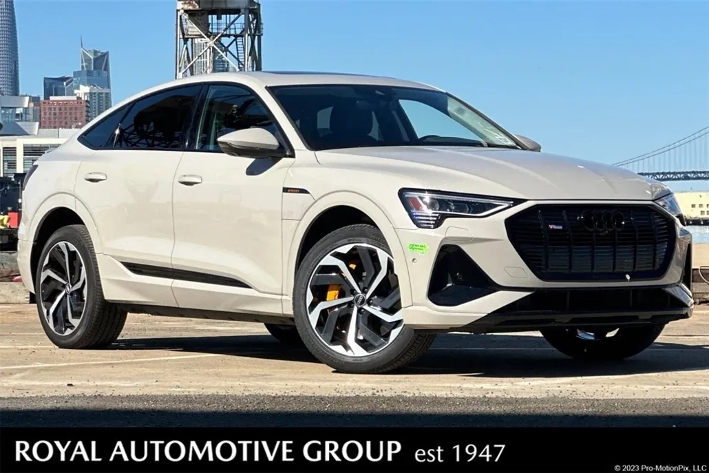 2022 Audi e-tron Sportback S line Premium Plus photo 1