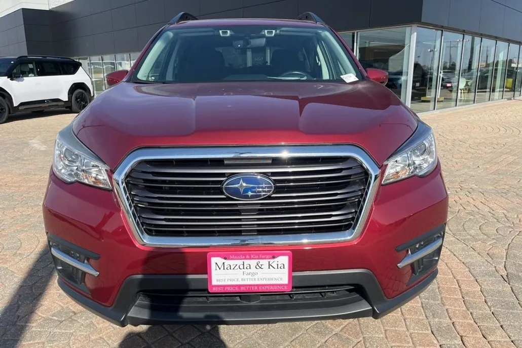 2020 Subaru Ascent Premium photo 1