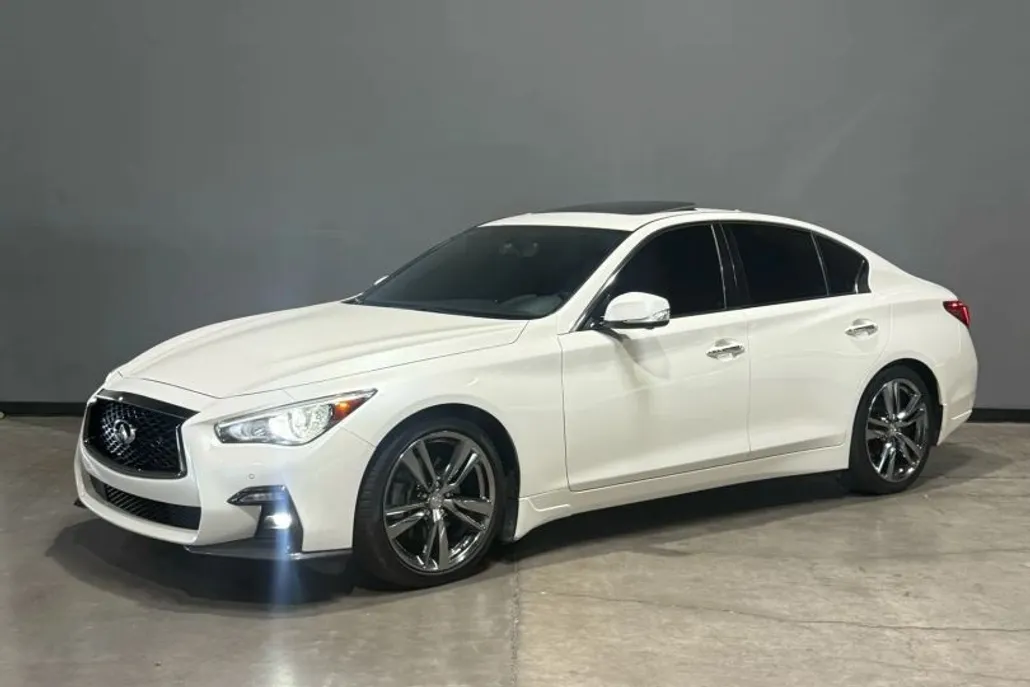 2021 Infiniti Q50 Signature Edition photo 1