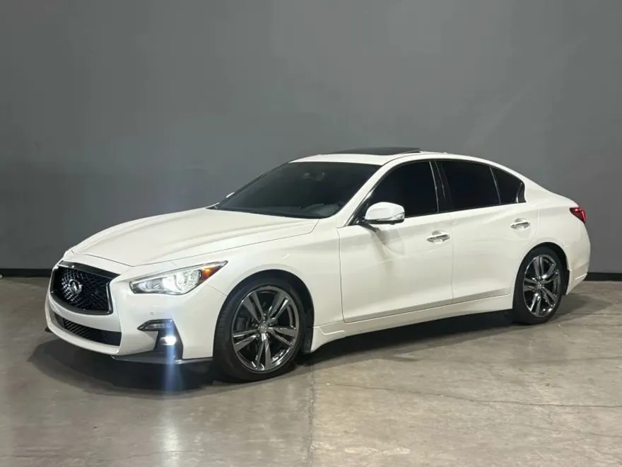 2021 Infiniti Q50 Signature Edition photo 1