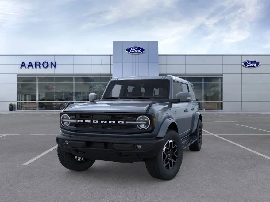 2025 Ford Bronco Outer Banks photo 1