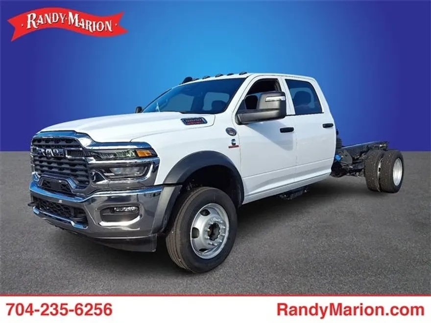 2025 Ram 5500 Tradesman photo 1