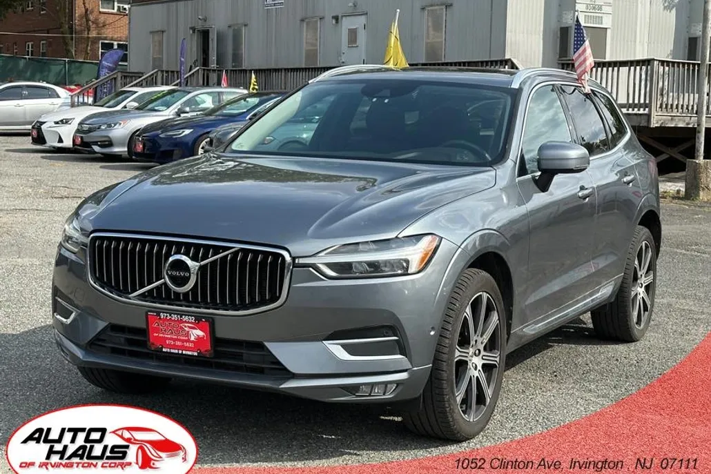 2018 Volvo XC60 T5 Inscription photo 1