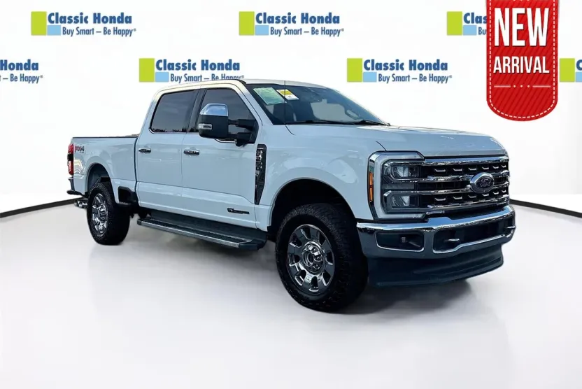2023 Ford F-250 Lariat photo 1