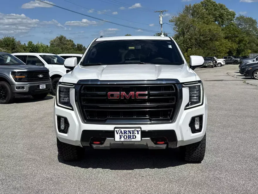 2022 Gmc Yukon AT4 photo 1