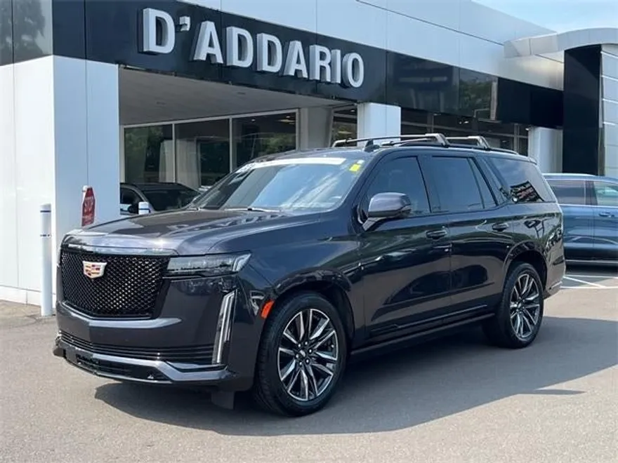 2022 Cadillac Escalade Sport Platinum photo 1