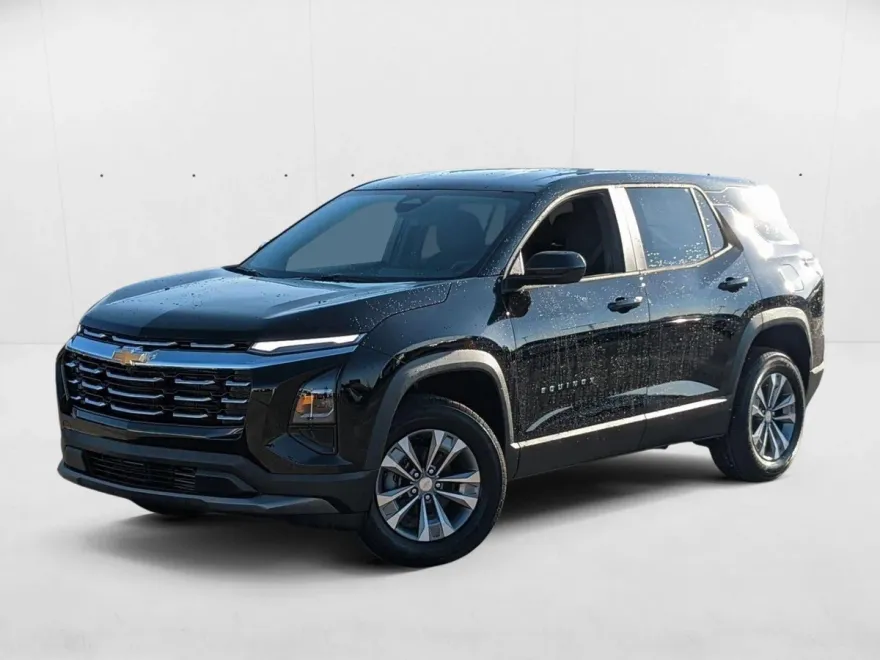 2026 Chevrolet Equinox LT photo 1
